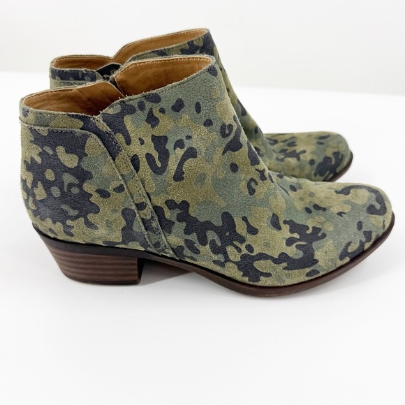 ✅ Lucky Brand Camo Barstyn Bootie IN GREEN SIZE 8 - Picture 1 of 10